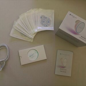 Omnilux Blemish Eraser LED Device - White